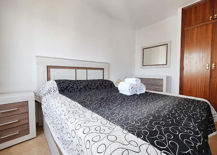 Gerona Sea View Apartments