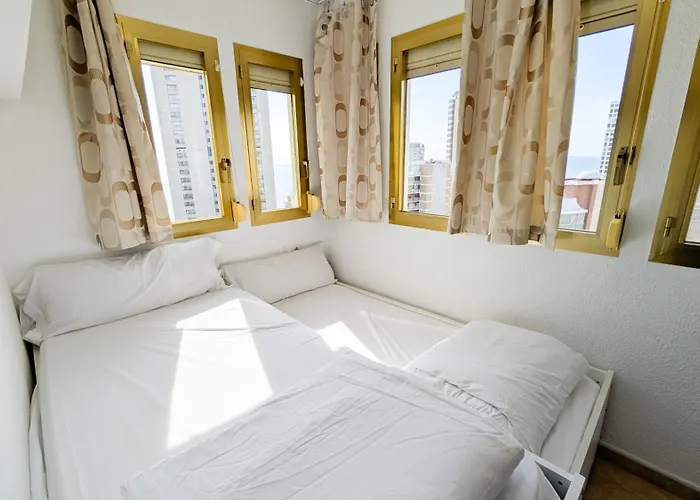 Gerona Sea View Apartments